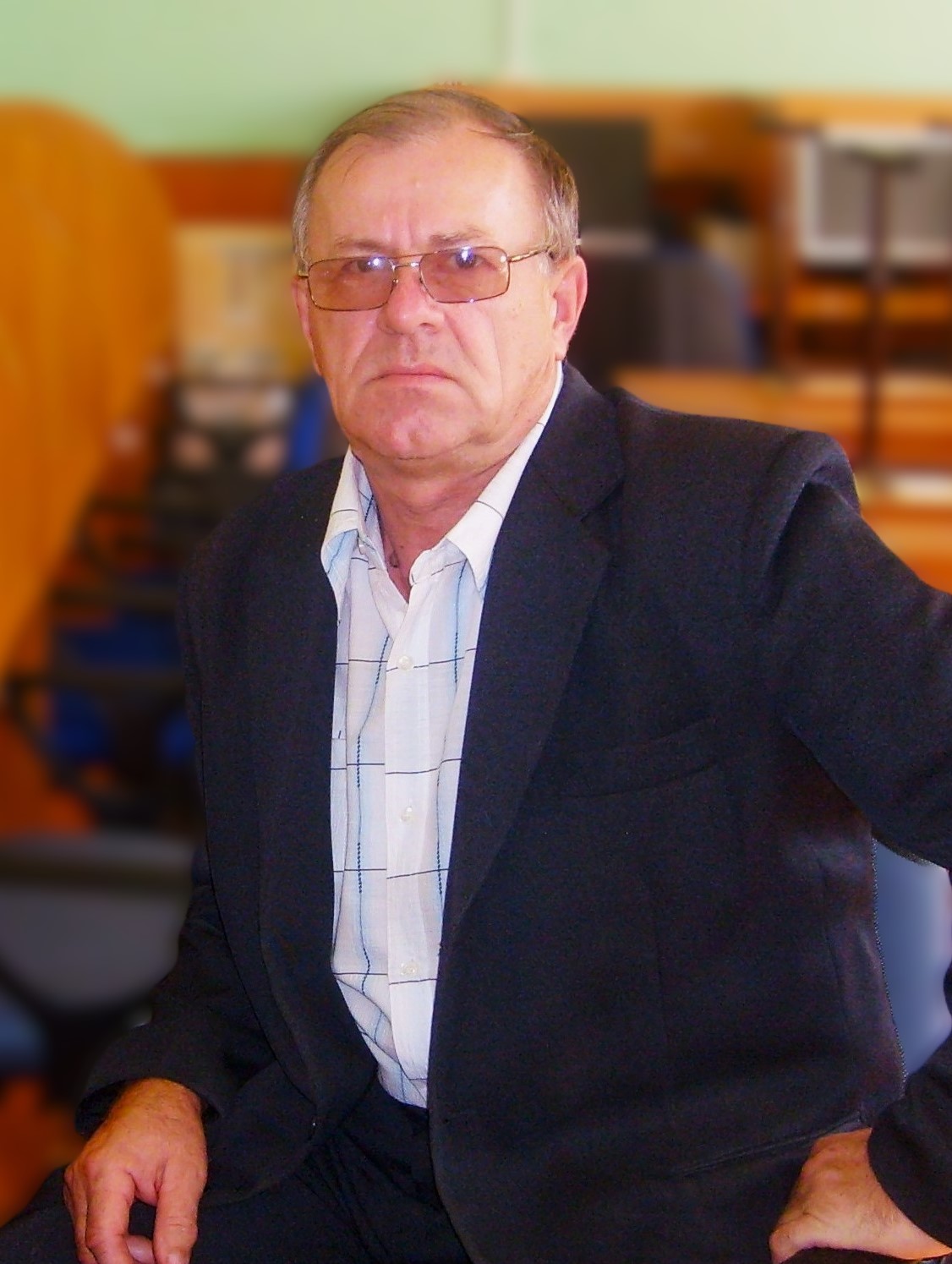 Ефремов Валентин Александрович.